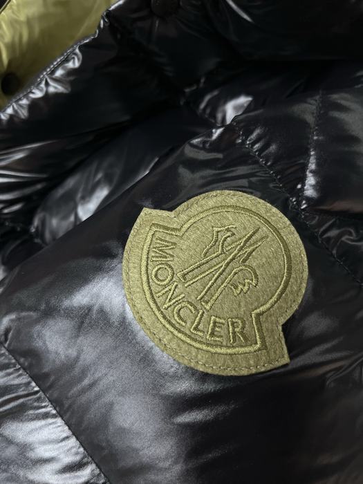 Clothing Moncler Black 025