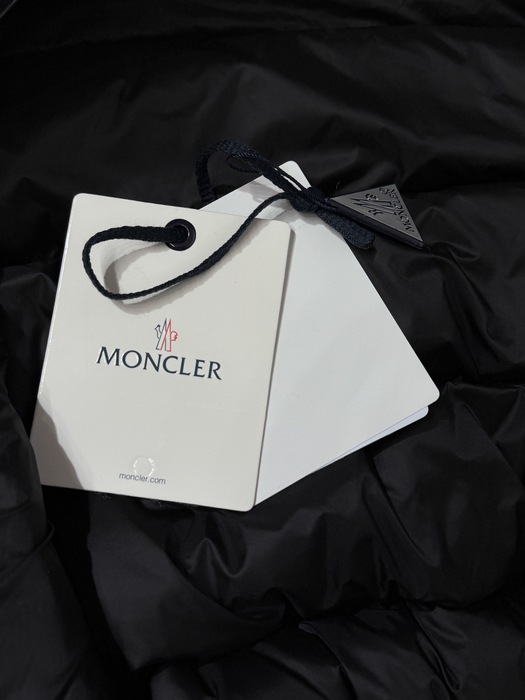 Clothing Moncler Black 027