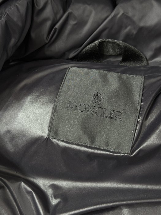 Clothing Moncler Black 028