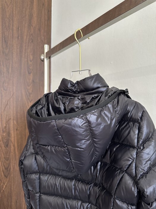 Clothing Moncler Body short down jacket Black
