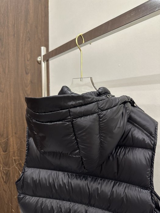 Clothing Moncler Bormes down vest Black