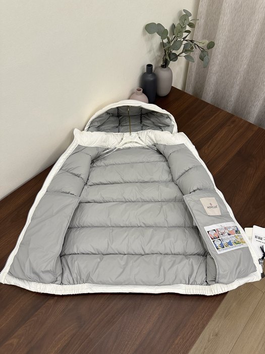 Clothing Moncler Bormes padded vest with hood White
