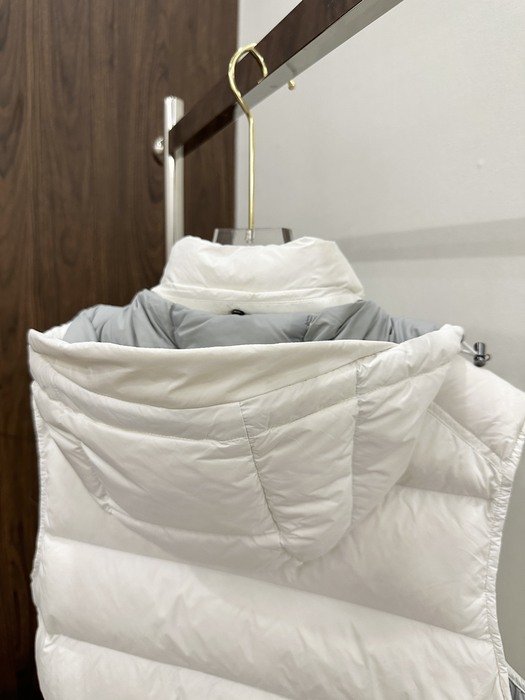 Clothing Moncler Bormes padded vest with hood White