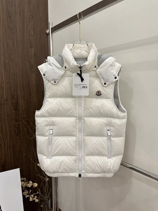 Clothing Moncler Bormes padded vest with hood White
