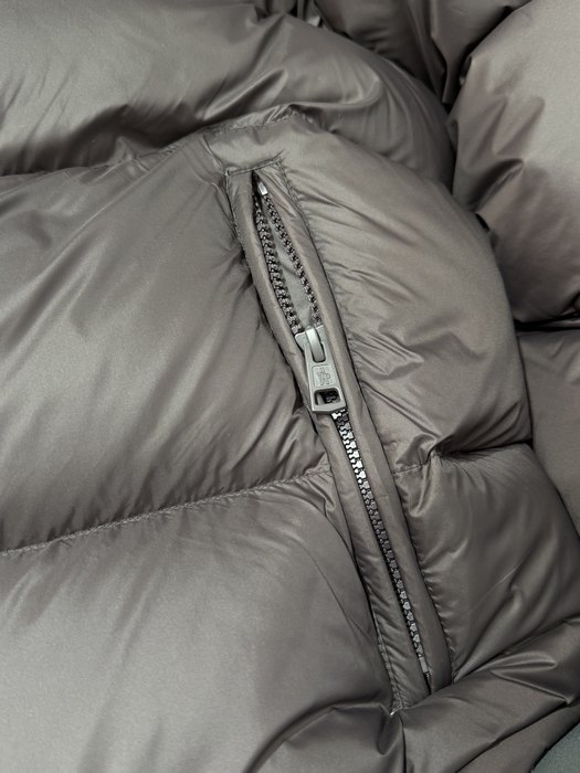 Clothing Moncler Brown 001