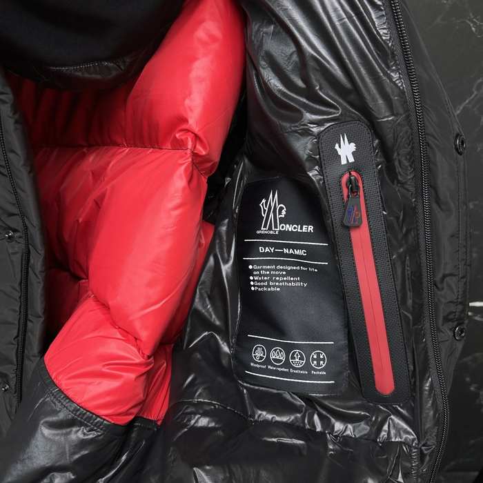 Clothing Moncler M33 short down jacket Black