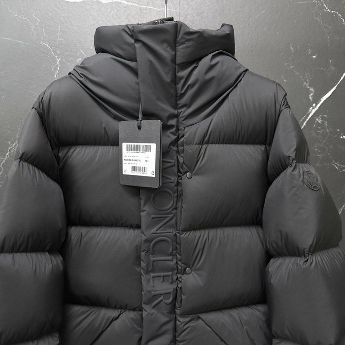 Clothing Moncler Madeira short down jacket Black