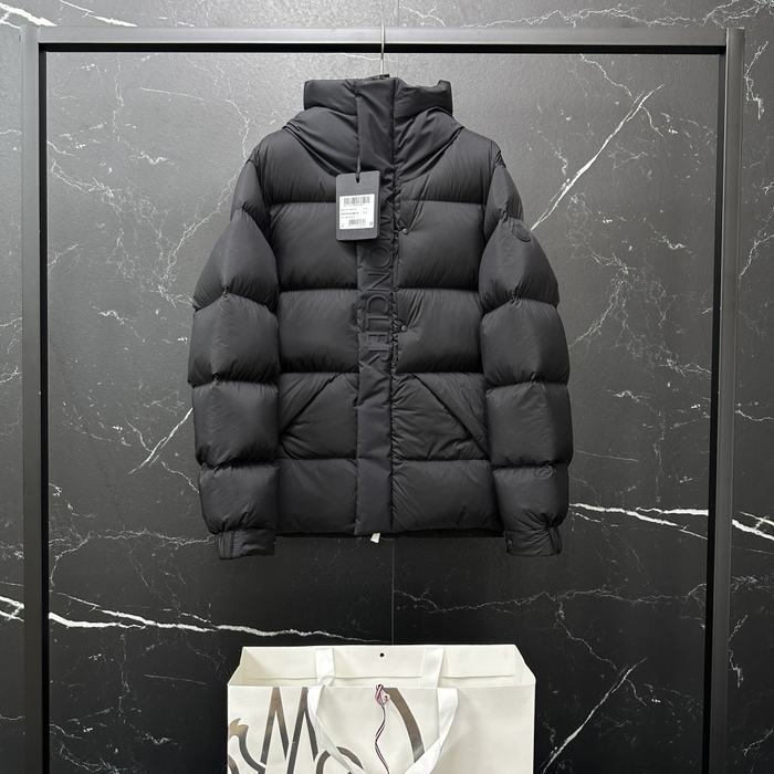 Clothing Moncler Madeira short down jacket Black