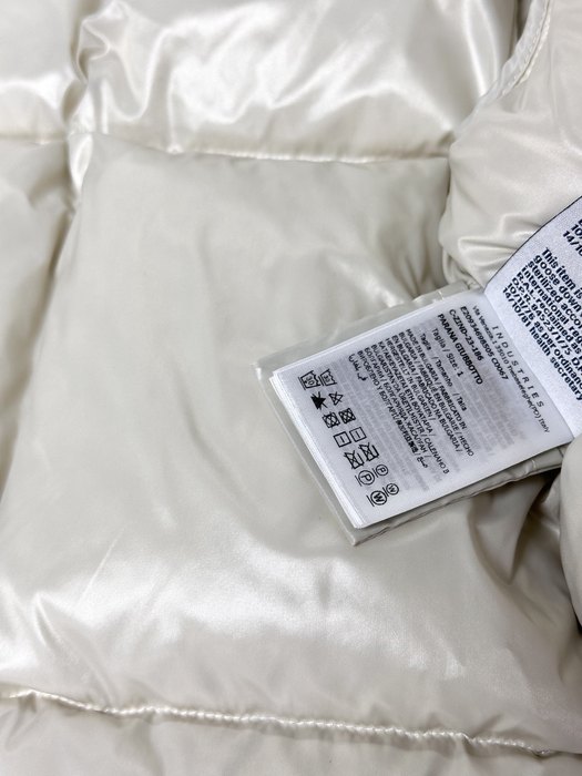 Clothing Moncler White 007