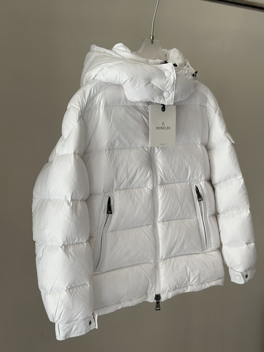 Clothing Moncler White 009