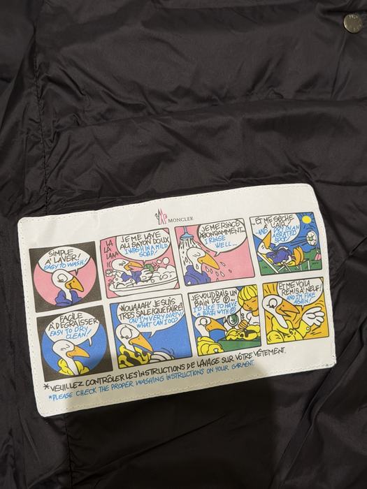 Clothing Moncler asymmetric hem down vest Black