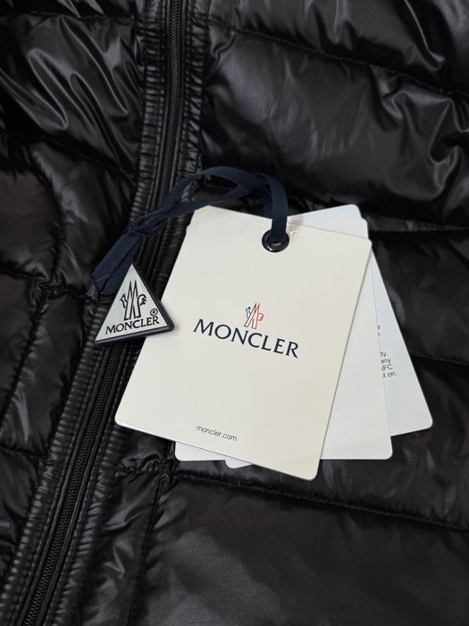 Clothing Moncler down jacket Black 002