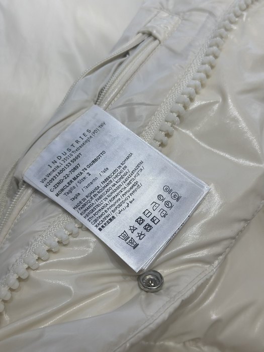 Clothing Moncler down jacket White 001