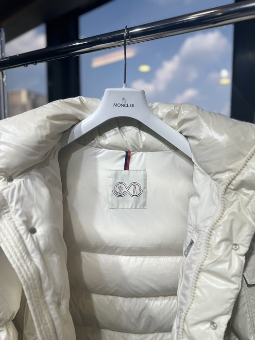 Clothing Moncler down jacket White 001