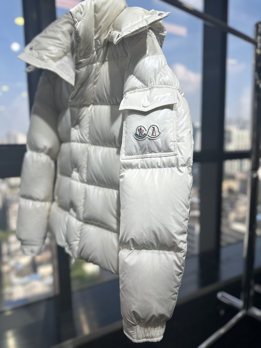Clothing Moncler down jacket White 001