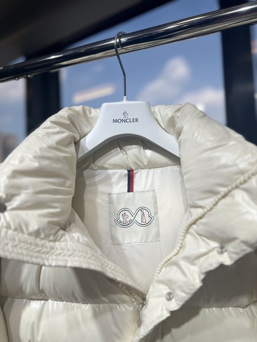 Clothing Moncler down jacket White 001