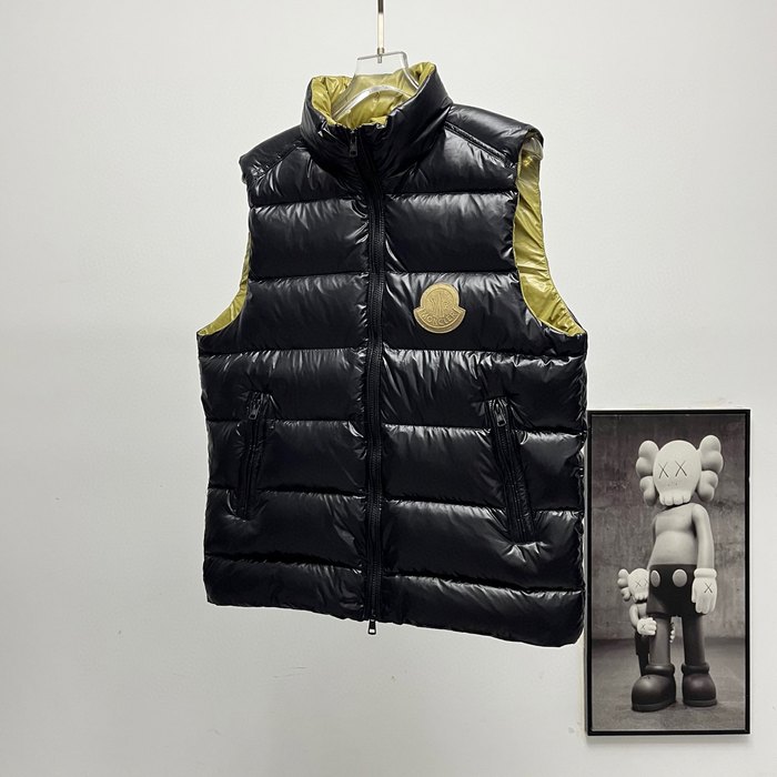 Clothing Moncler down vest Black