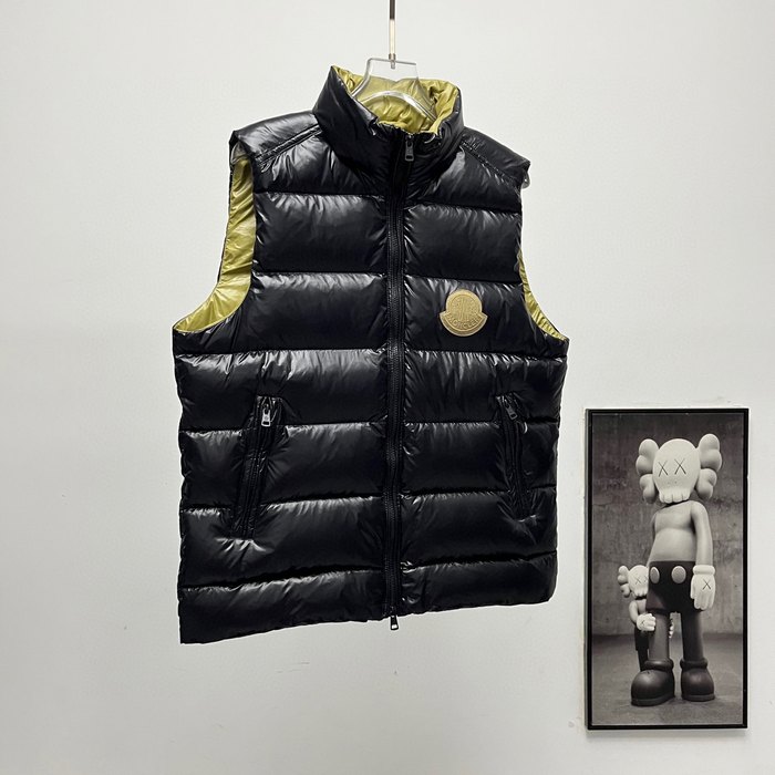 Clothing Moncler down vest Black