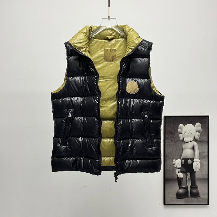 Clothing Moncler down vest Black