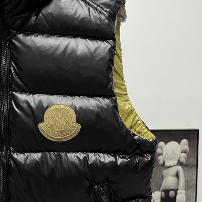 Clothing Moncler down vest Black