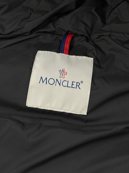 Clothing Moncler hooded puffer jacket Black 001