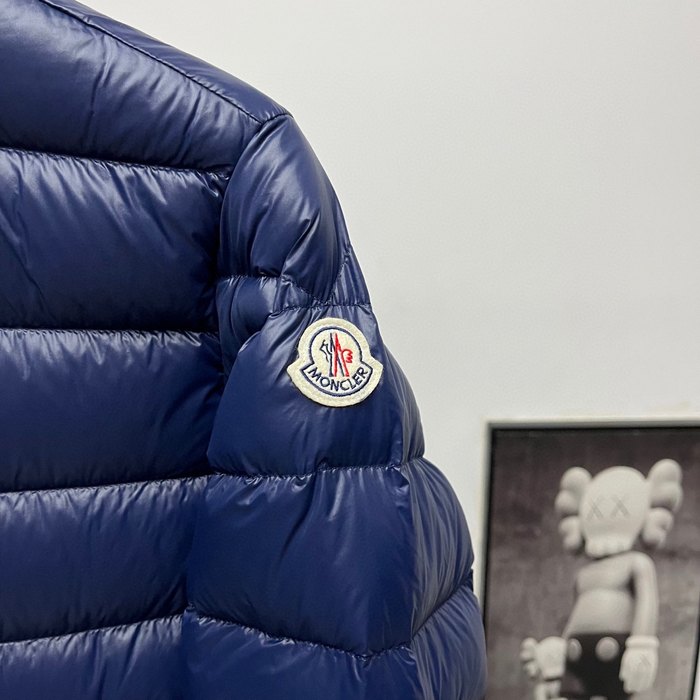 Clothing Moncler lightweight down jacket Navy