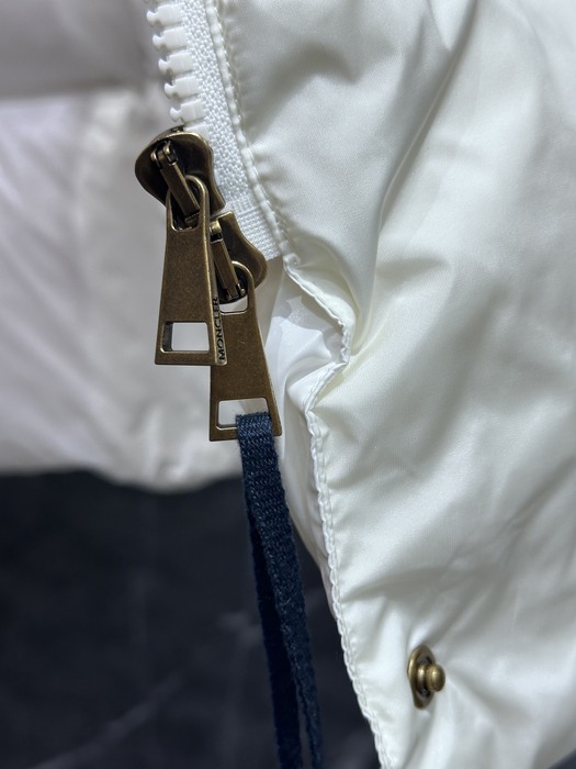 Clothing Moncler puffer coat White