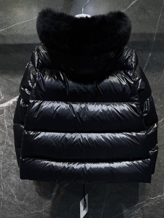 Clothing Moncler puffer jacket with fur collar Black 001
