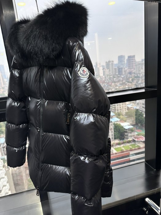 Clothing Moncler puffer jacket with fur collar Black 003