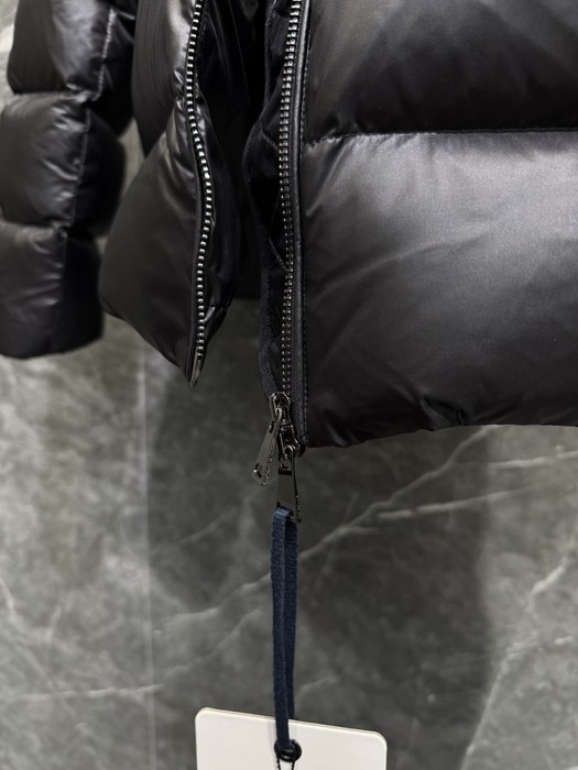 Clothing Moncler puffer jacket with fur collar Black