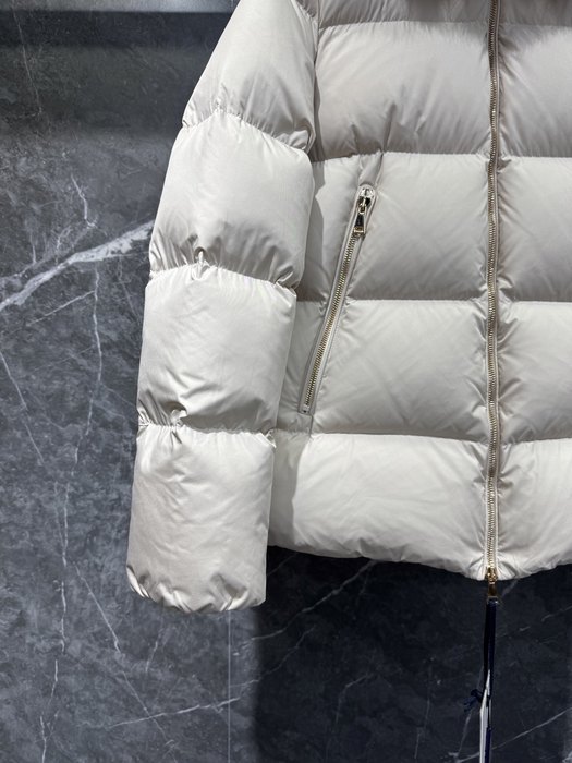 Clothing Moncler puffer jacket with fur hood Beige 001