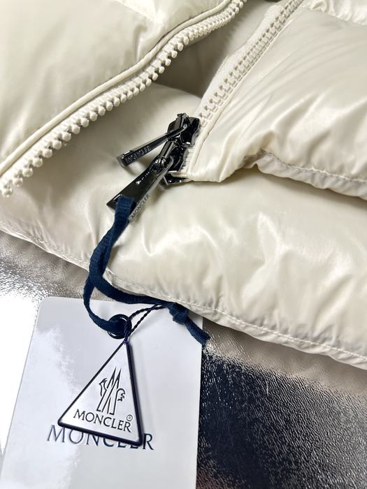 Clothing Moncler puffer jacket with fur hood Beige 002