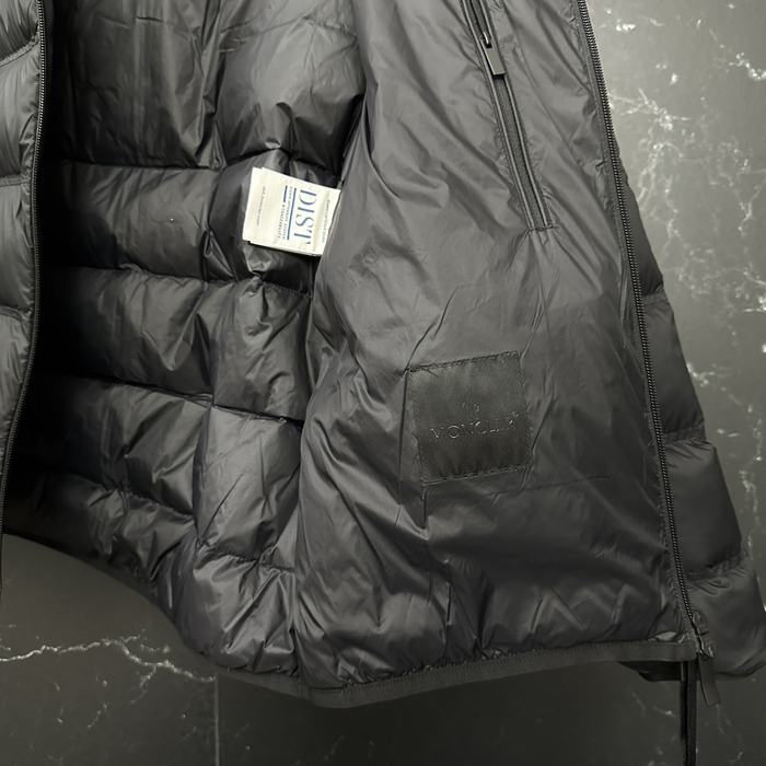 Clothing Moncler puffer jacket with hood Black 003