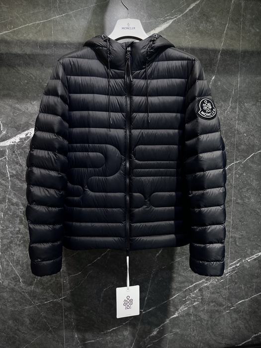 Clothing Moncler puffer jacket with hood Black 004