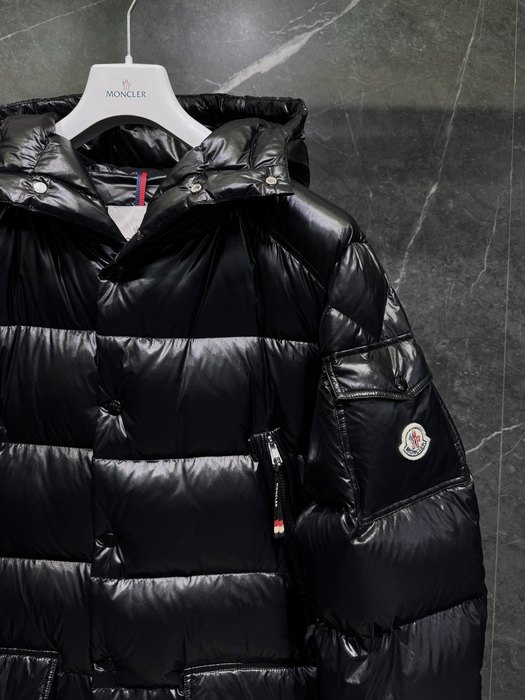 Clothing Moncler puffer jacket with hood Black 005