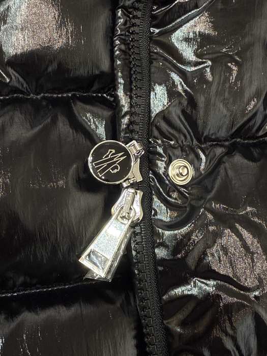 Clothing Moncler puffer jacket with hood Black 006