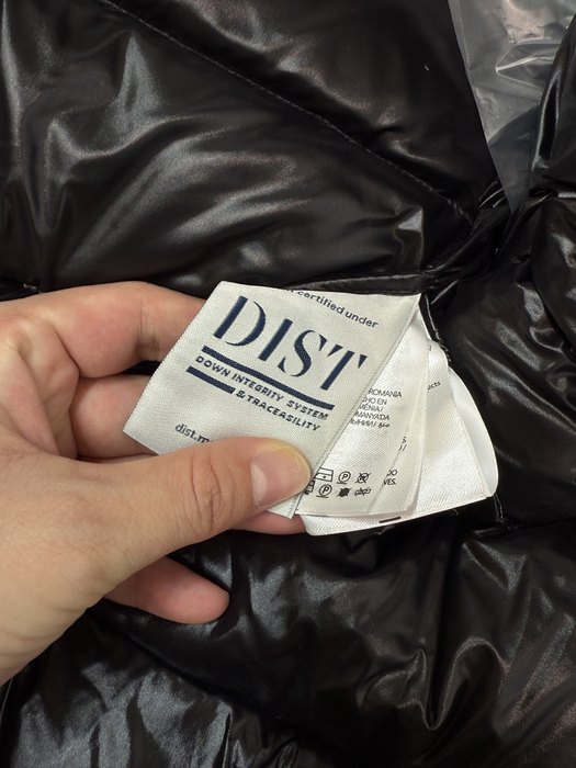 Clothing Moncler puffer jacket with hood Black 006