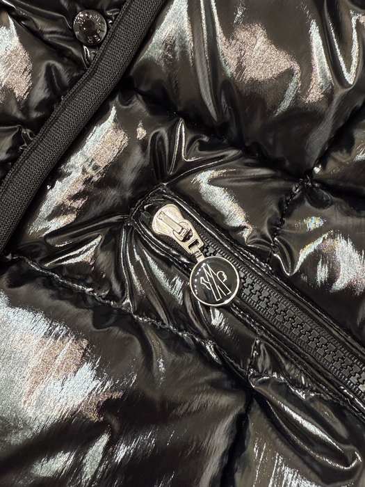 Clothing Moncler puffer jacket with hood Black 006