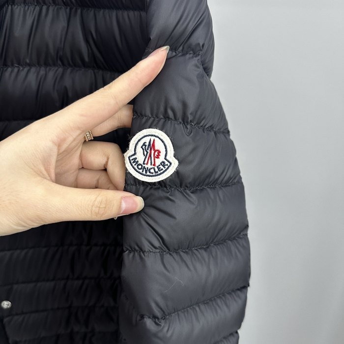 Clothing Moncler puffer jacket with hood Black 008