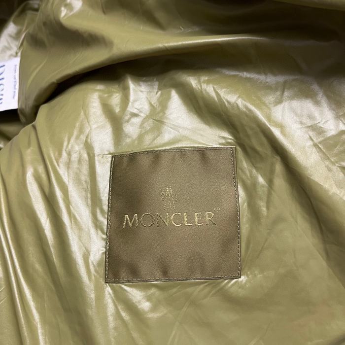 Clothing Moncler puffer jacket Black 001