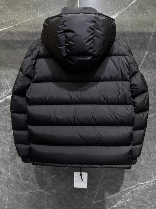 Clothing Moncler puffer jacket Black 004