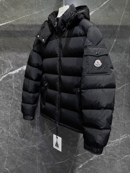 Clothing Moncler puffer jacket Black 004
