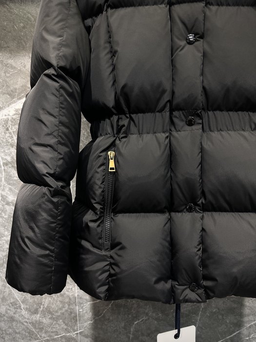 Clothing Moncler puffer jacket Black 005