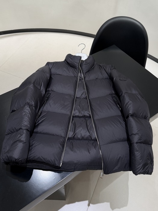 Clothing Moncler puffer jacket Black 006