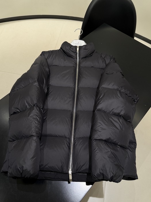 Clothing Moncler puffer jacket Black 006