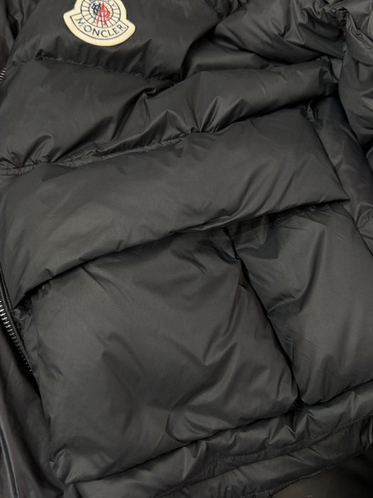 Clothing Moncler puffer jacket Black 010
