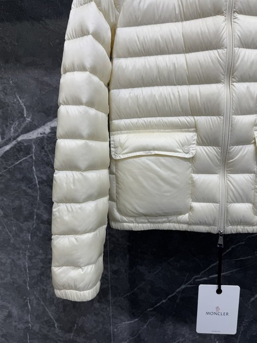 Clothing Moncler puffer jacket Black 014