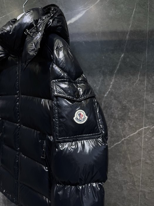 Clothing Moncler puffer jacket Black 016
