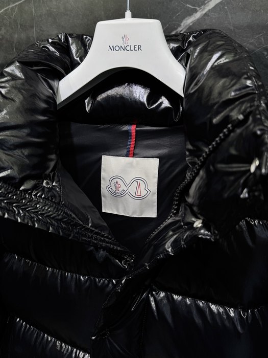 Clothing Moncler puffer jacket Black 017