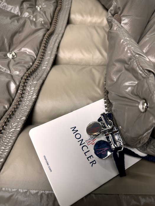 Clothing Moncler puffer jacket Black 018